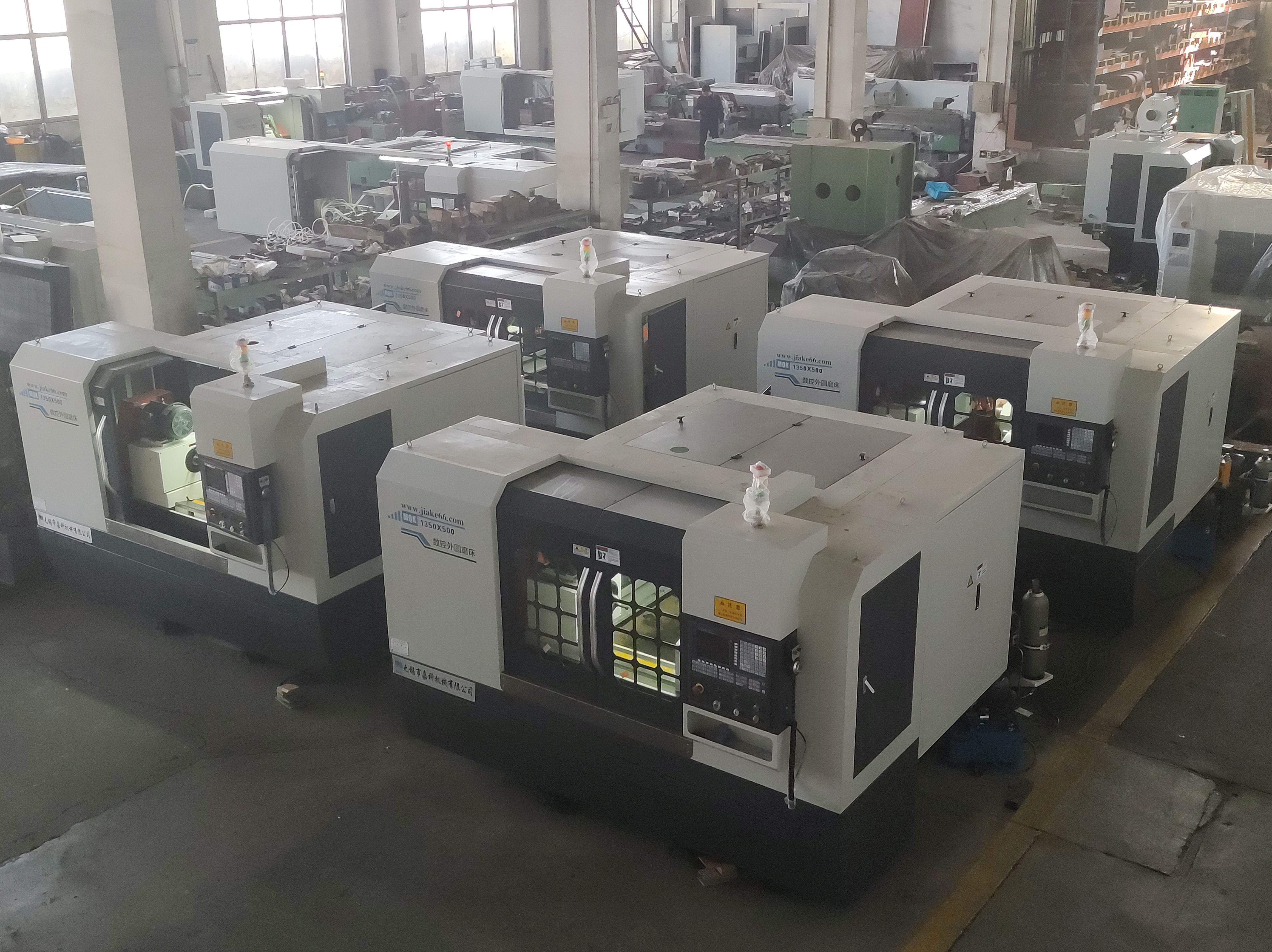 嘉科機械-磨床裝配區